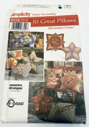 5538  SIMPLICITY 10 GREAT QUILTED SUNSHINE VARIETY PILLOWS PATTERN